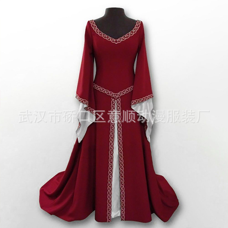 Specialized source of medieval retro dresses and renaissance clothing